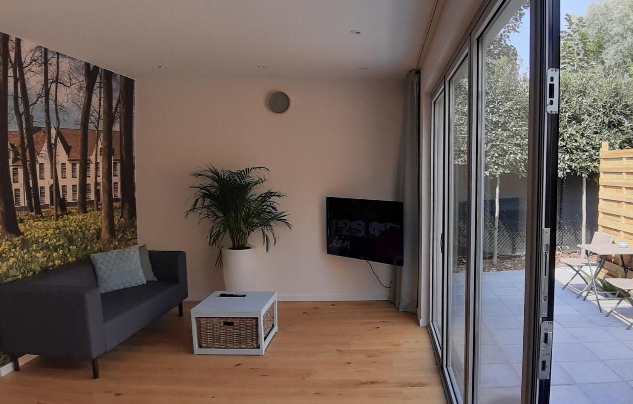 Privé In Fietsen En Garage Inclusief Appartement